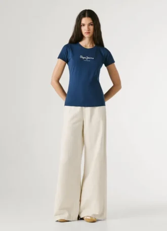 Camiseta de corte ajustado con estampado de logotipo