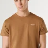 Camiseta de corte ajustado con estampado de logotipo
