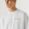 Camiseta de corte ancho con estampado en la espalda