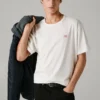 Camiseta de corte holgado con estampado en la espalda