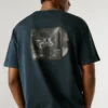 Camiseta de corte holgado con estampado en la espalda