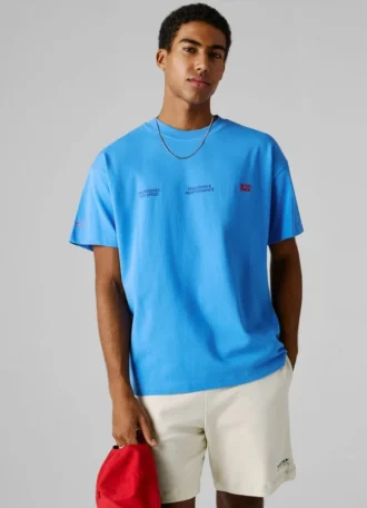 Camiseta de corte holgado con estampado en la espalda