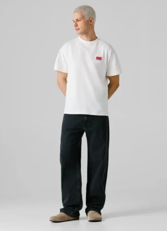 Camiseta de corte holgado con estampado en la espalda