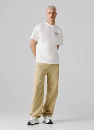 Camiseta de corte holgado con estampado en la espalda