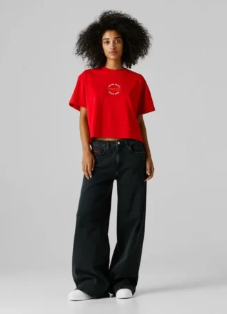 Camiseta de corte holgado con estampado en la espalda