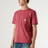 Camiseta de corte regular con bolsillo delantero