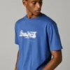 Camiseta de corte regular con estampado de logotipo