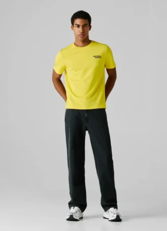 Camiseta de corte regular con estampado de logotipo