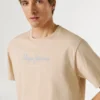 Camiseta de corte regular con estampado de logotipo