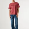 Camiseta de corte regular con logotipo bordado