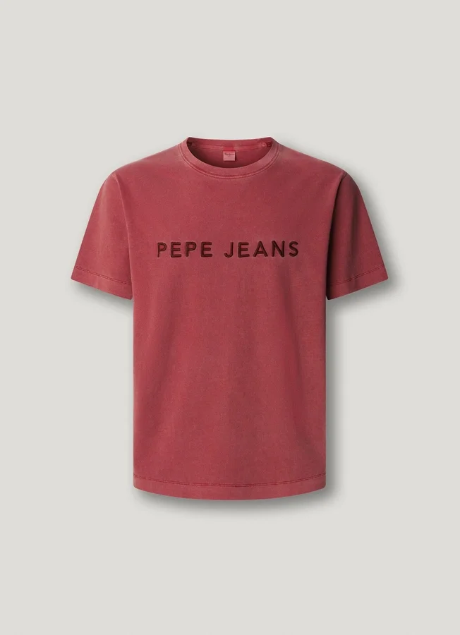 Camiseta de corte regular con logotipo bordado