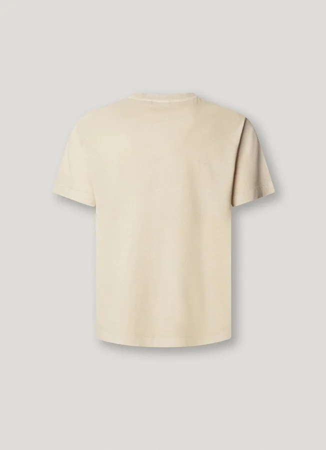 Camiseta de corte regular con logotipo bordado Camiseta de corte regular con logotipo bordado