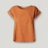 Camiseta de cuello redondo con flecos Camiseta de cuello redondo con flecos