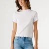 Camiseta de punto calado con logotipo bordado Camiseta de punto calado con logotipo bordado