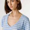 Camiseta de rayas con cuello en V Camiseta de rayas con cuello en V