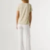 Camiseta de rayas con cuello en V