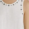 Camiseta de tirantes con tachuelas