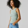 Camiseta sin mangas de canalé Camiseta sin mangas de canalé