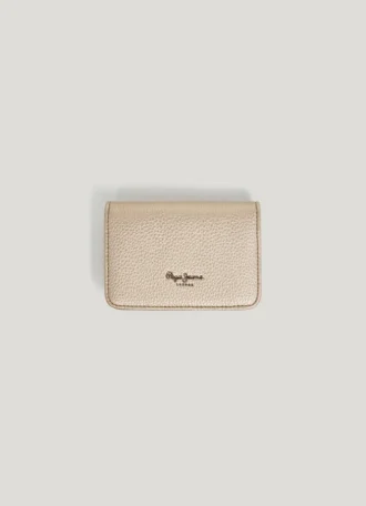 Cartera con logotipo en relieve