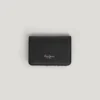 Cartera con logotipo en relieve Cartera con logotipo en relieve