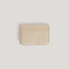 Cartera con logotipo en relieve Cartera con logotipo en relieve