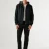 Chaqueta bomber con capucha