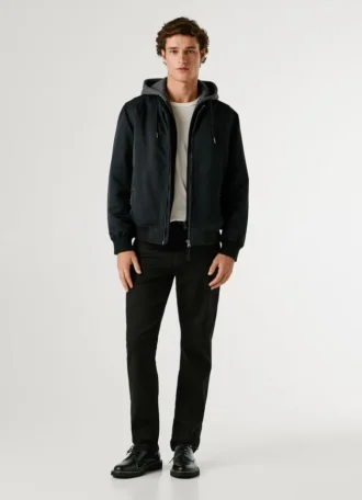 Chaqueta bomber con capucha