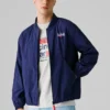Chaqueta bomber con estampado en la espalda