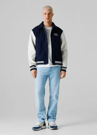 Chaqueta bomber estilo universitario
