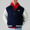 Chaqueta bomber estilo universitario