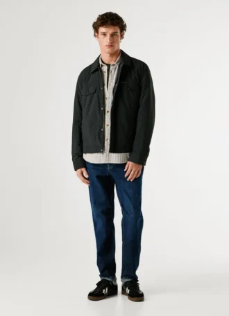 Chaqueta con cuello de camisa
