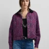 Chaqueta con cuello de camisa estampado Chaqueta con cuello de camisa estampado