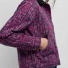 Chaqueta con cuello de camisa estampado Chaqueta con cuello de camisa estampado