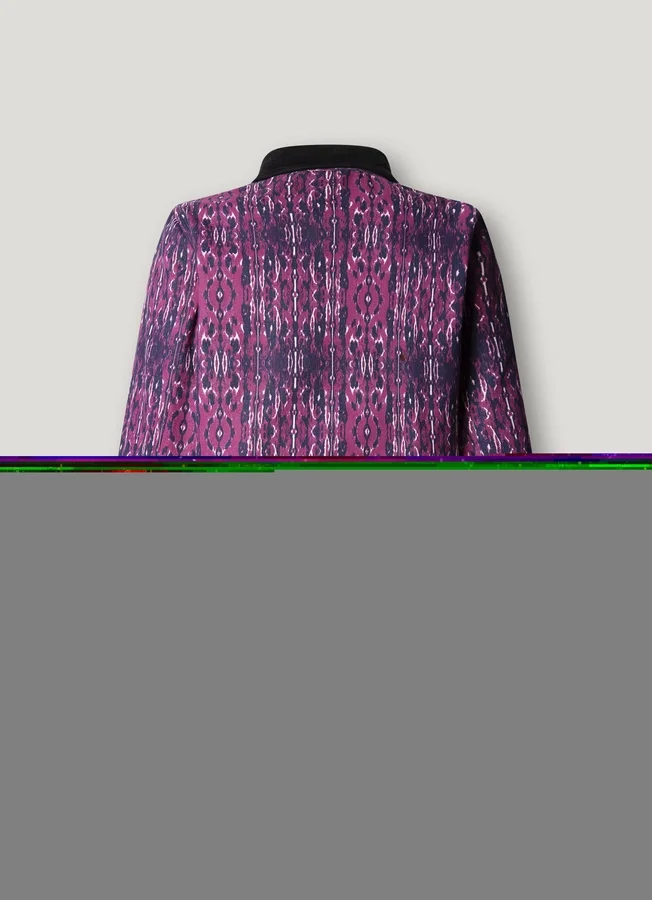 Chaqueta con cuello de camisa estampado Chaqueta con cuello de camisa estampado