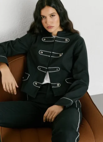 Chaqueta de sarga con cuello mao