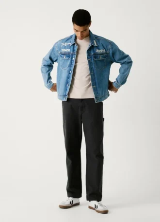 Chaqueta vaquera de corte holgado