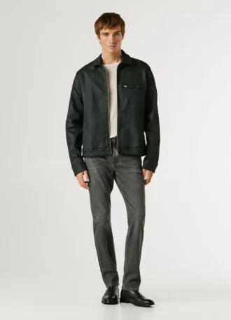 Chaqueta vaquera de corte holgado