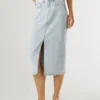 Falda midi de denim de corte ajustado Falda midi de denim de corte ajustado