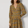 Minivestido con estampado floral
