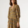 Minivestido con estampado floral