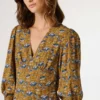 Minivestido con estampado floral