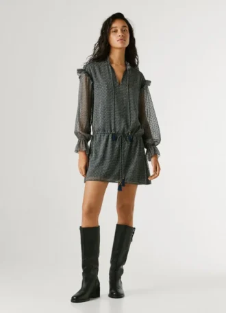 Minivestido con volantes