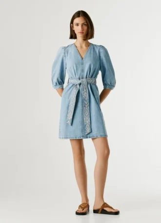 Minivestido vaquero con cuello en V