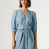 Minivestido vaquero con cuello en V Minivestido vaquero con cuello en V