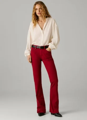 Pantalones acampanados de 5 bolsillos