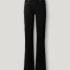 Pantalones acampanados de 5 bolsillos