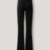 Pantalones acampanados de 5 bolsillos