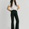 Pantalones acampanados de sarga Pantalones acampanados de sarga