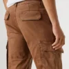 Pantalones cargo de sarga de corte regular Pantalones cargo de sarga de corte regular