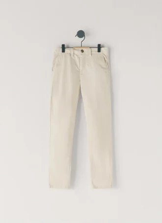 Pantalones chino de corte ajustado